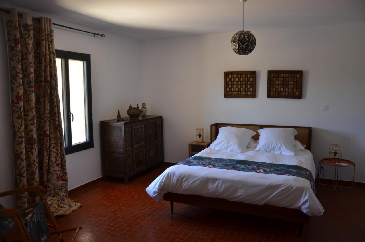 Hotel Mas de la Gramillère Barbentane Esterno foto